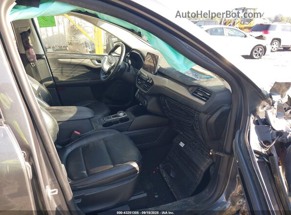 1FMCU0H60NUA17970 2022 FORD ESCAPE Серый Вид салона спереди