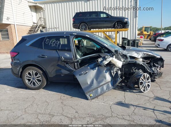 1FMCU0H60NUA17970 2022 FORD ESCAPE Серый Вид задней части салона