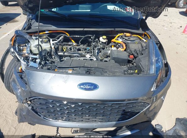 1FMCU0KZ8NUB06916 2022 FORD ESCAPE Серый Вид сзади