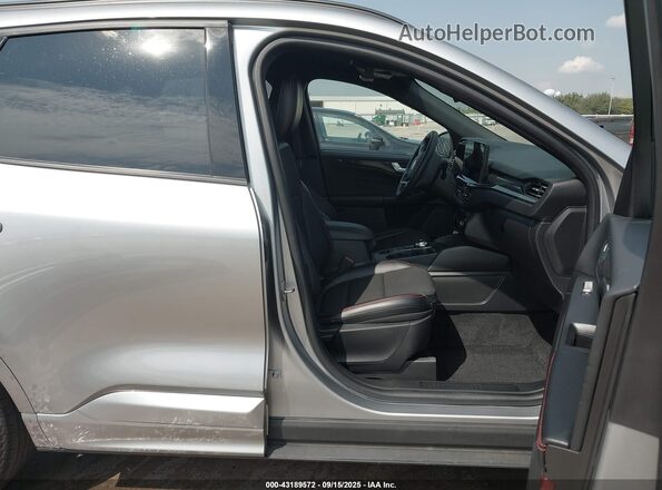 1FMCU0MN7RUA16706 2024 FORD ESCAPE Gray Вид салону спереду