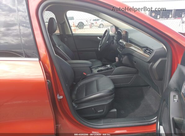 1FMCU9DZ0LUA52185 2020 FORD ESCAPE Orange Սալոնի դիմացի տեսք