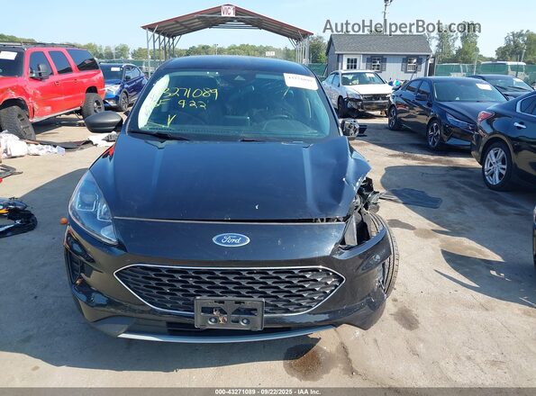 1FMCU9G62NUB37632 2022 FORD ESCAPE Черный Вид задней части салона