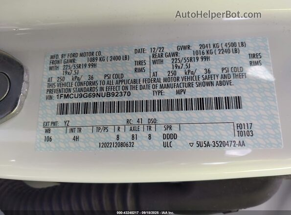 1FMCU9G69NUB92370 2022 FORD ESCAPE White Вид підкапотного простору