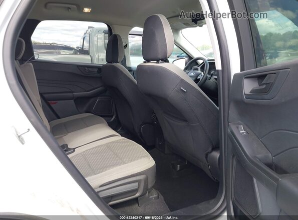 1FMCU9G69NUB92370 2022 FORD ESCAPE White Вид наклейки з VIN-кодом