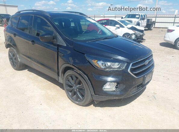 1FMCU9GD2KUB38242 2019 FORD ESCAPE Черный Вид спереди