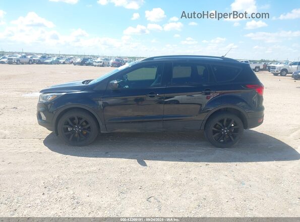 1FMCU9GD2KUB38242 2019 FORD ESCAPE Черный Панорамный вид салона 360°