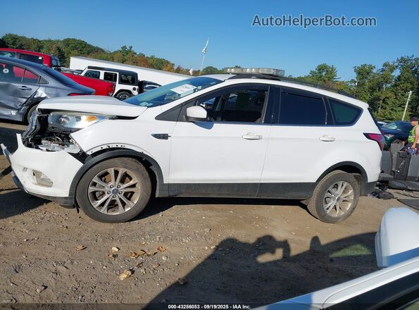 1FMCU9GD4JUB16483 2018 FORD ESCAPE Белый 