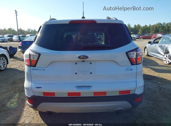 1FMCU9GD4JUB16483 2018 FORD ESCAPE Белый 