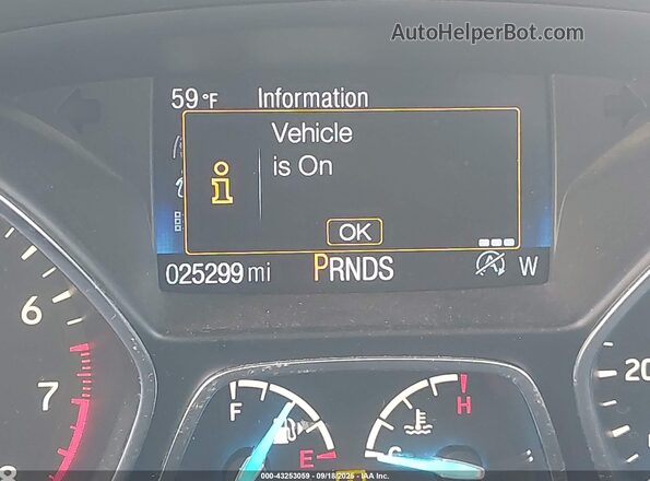1FMCU9GDXJUC12196 2018 FORD ESCAPE White 