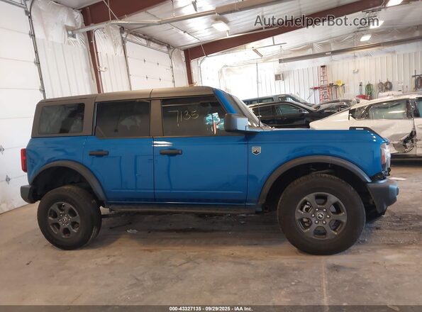 1FMDE5BH3MLA79442 2021 FORD BRONCO Синий Вид задней части салона