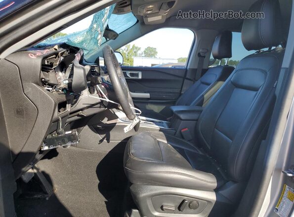 1FMSK7DH0RGA54815 2024 FORD FORD EXPLORER Silver Front interior view
