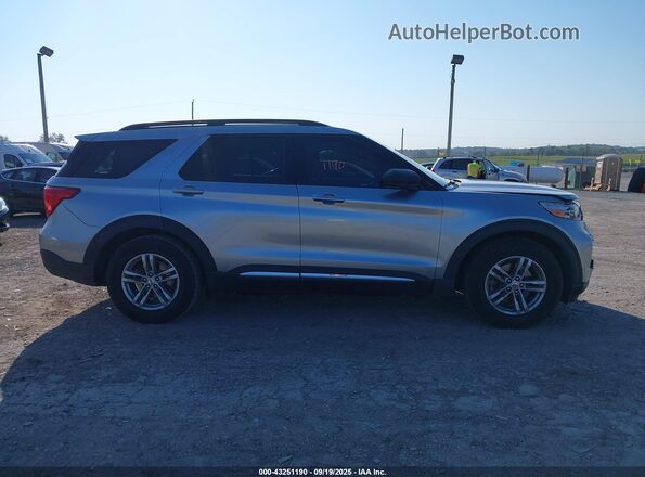 1FMSK7DH3LGC89698 2020 FORD FORD EXPLORER Silver უკანა სალონის ხედი