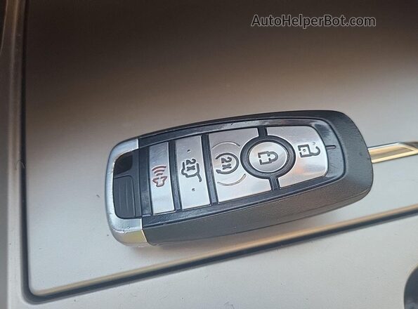 1FMSK7DH4NGA72955 2022 FORD FORD EXPLORER  Widok tylnych siedzeń