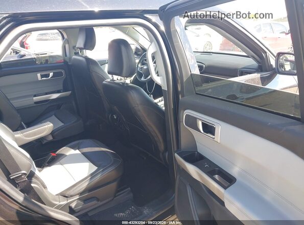 1FMSK7DH4NGC02099 2022 FORD FORD EXPLORER Black Widok naklejki z numerem VIN
