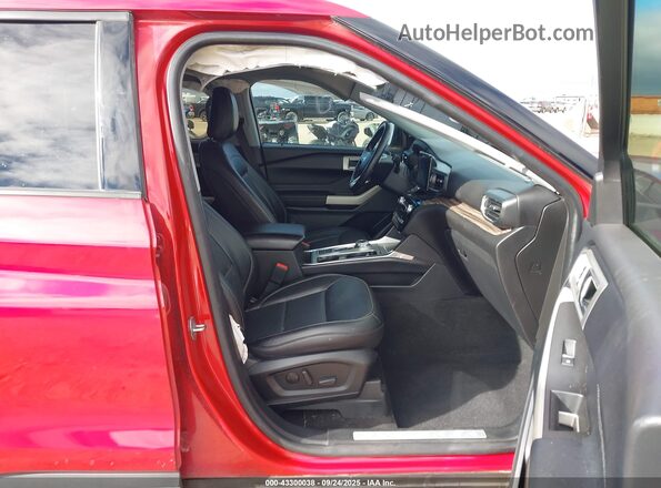 1FMSK7FH1NGA21118 2022 FORD FORD EXPLORER Red Front interior view