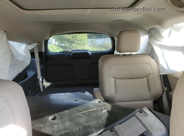 1FMSK8DH4RGA32922 2024 FORD FORD EXPLORER Red უკანა სავარძლების ხედი
