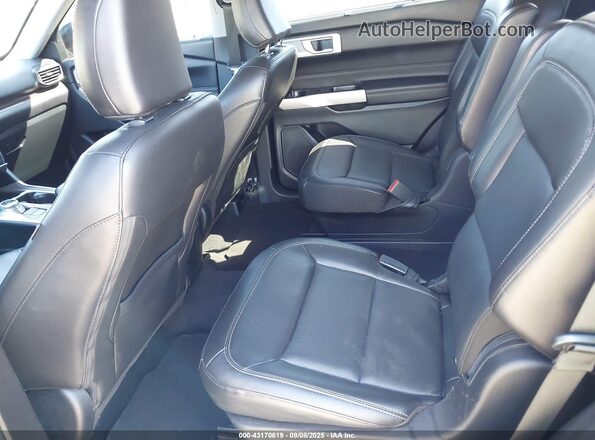 1FMSK8FH2NGB07625 2022 FORD FORD EXPLORER Gray VIN sticker view
