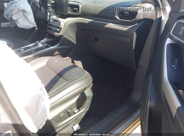 1FMSK8DH6LGD16530 2020 FORD FORD EXPLORER Серебряный Вид салона спереди