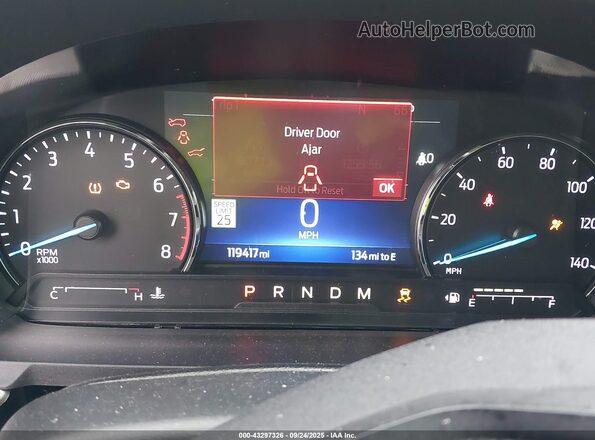 1FMSK8DHXLGC06130 2020 FORD FORD EXPLORER Silver Вид задніх сидінь