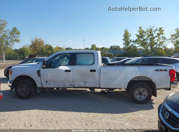 1FT7W2BN1NEE71585 2022 FORD F-250 White 