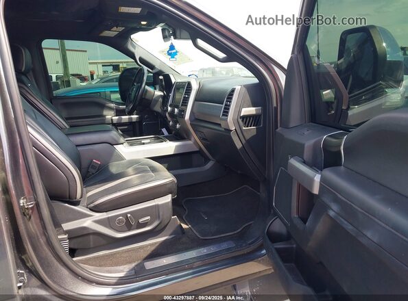 1FT7W2BT2JEC06439 2018 FORD F-250 Gray წინა სალონის ხედი