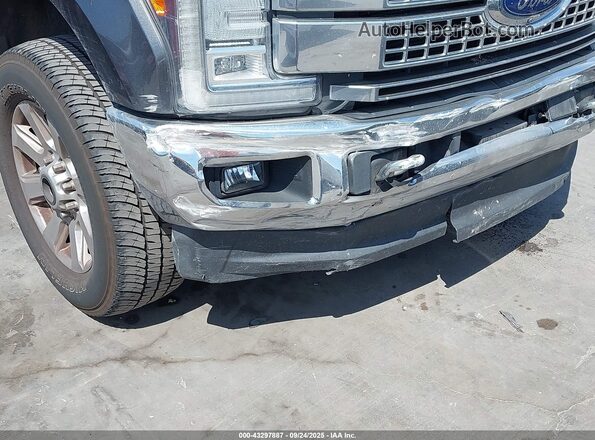 1FT7W2BT2JEC06439 2018 FORD F-250 Gray 