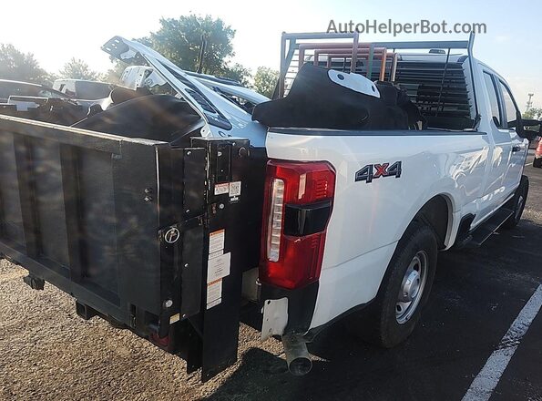 1FT7X2BA7PEC72618 2023 FORD F-250  Вид щитка приладів