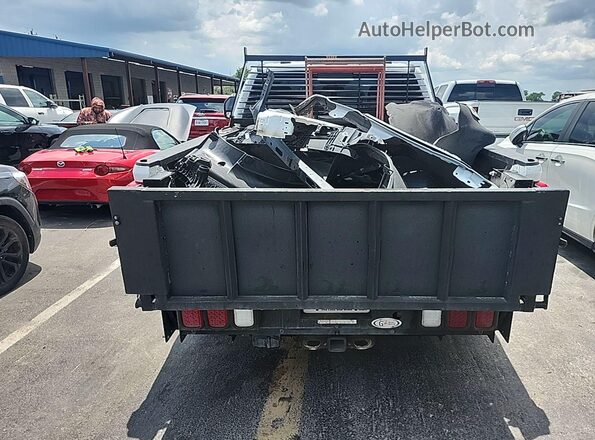 1FT7X2BA7PEC72618 2023 FORD F-250  Вид задньої частини салону