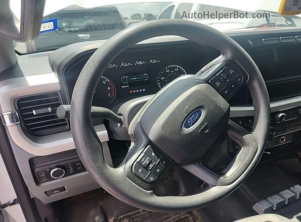 1FT7X2BA7PEC72618 2023 FORD F-250  Вид ззаду