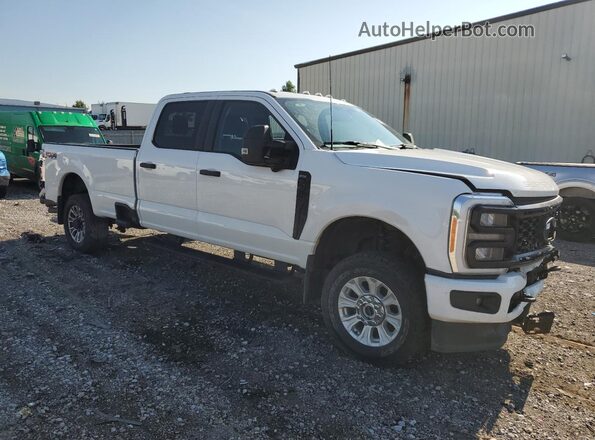 1FT8W3BN0PEC06296 2023 FORD F350 White Առջևի աջ