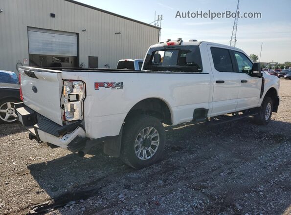 1FT8W3BN0PEC06296 2023 FORD F350 White Հետևի աջ