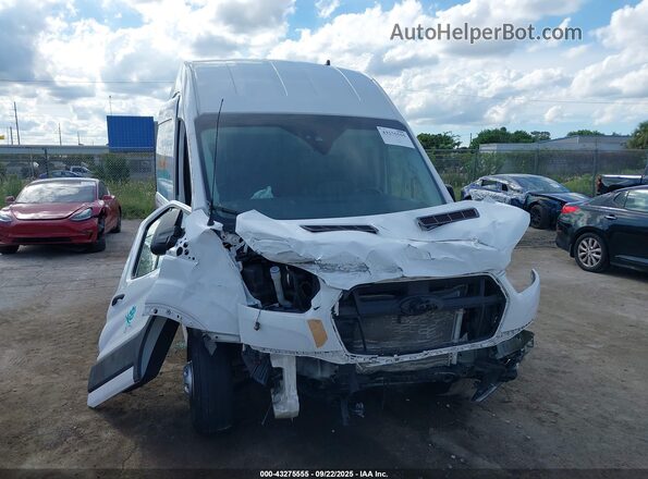 1FTBR2X86NKA64982 2022 FORD TRANSIT-250 Белый Вид спереди