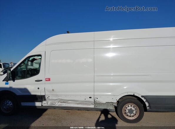 1FTBW3UG5NKA50467 2022 FORD TRANSIT-350 White Սալոնի 360 աստիճան տեսք