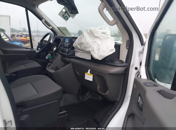 1FTBW3X83RKB79737 2024 FORD TRANSIT-350 White Vista interior delantera