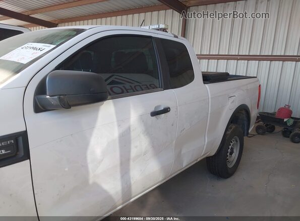 1FTER1EH9LLA14790 2020 FORD RANG White Սալոնի 360 աստիճան տեսք