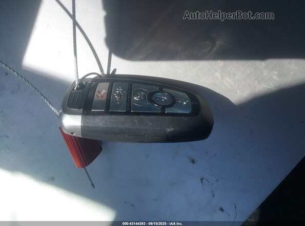 1FTFW1ED0NFC17143 2022 FORD F150 Красный Вид панели приборов