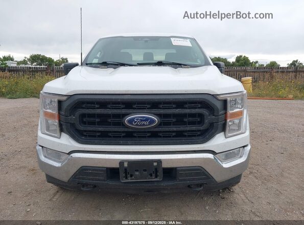 1FTFW1EDXNFB29796 2022 FORD F150 White Vista interior trasera