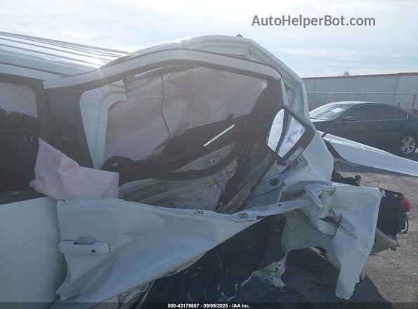 1FTFW3L52RKF60119 2024 FORD F150 White Սալոնի դիմացի տեսք