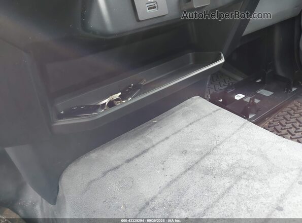 1FTMF1CB5NKE00263 2022 FORD F150 Серый Вид панели приборов