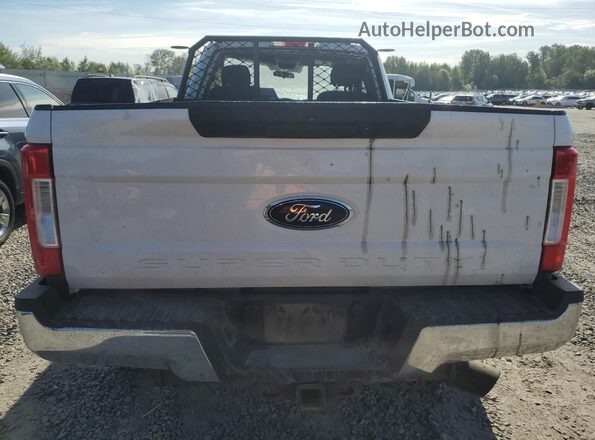 1FTRF3BT2JEC80460 2018 FORD F350 White 