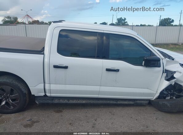 1FTVW1EV2PWG36330 2023 FORD F-150 LIGHTNING White Սալոնի հետևի տեսք