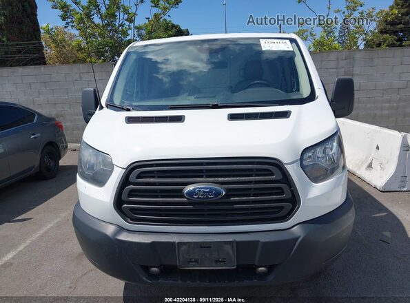 1FTYE2YM4HKA86582 2017 FORD TRANSIT-150 White Սարքավորումների վահանակի տեսք