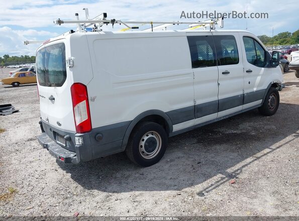1FTYE9ZMXHKA11392 2017 FORD TRANSIT-150 Белый Задняя правая четверть
