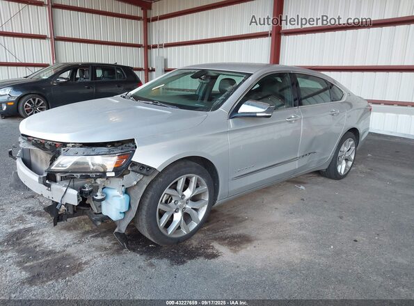 1G1105S34LU111360 2020 CHEVROLET IMPALA Silver Vista tres cuartos delantera izquierda