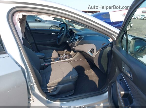 1G1BC5SM9K7100730 2019 CHEVROLET CRUZE Silver Вид салону спереду
