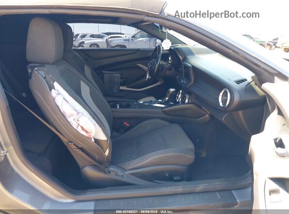 1G1FB3DX6L0102011 2020 CHEVROLET CAMARO Gray Vista interior delantera