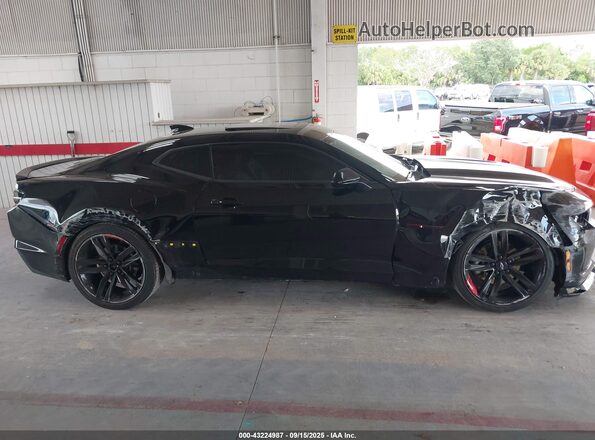 1G1FD1RS8N0108357 2022 CHEVROLET CAMARO Black Widok wnętrza z tyłu