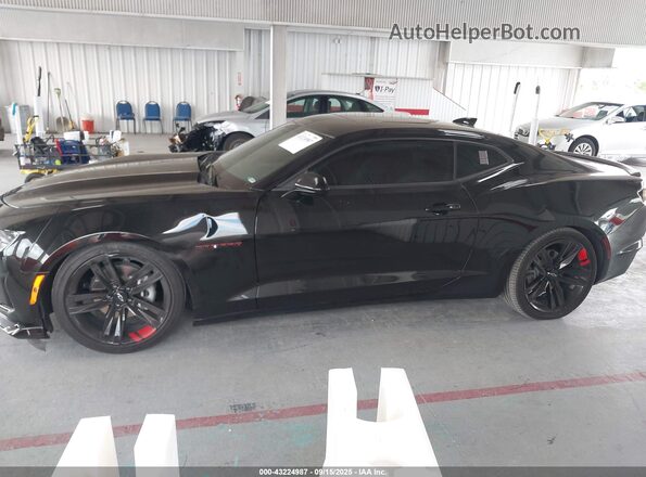 1G1FD1RS8N0108357 2022 CHEVROLET CAMARO Black Widok wnętrza 360 stopni