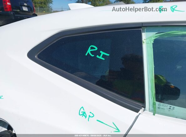 1G1FF1R75P0105022 2023 CHEVROLET CAMARO White VIN sticker view