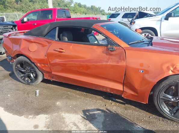 1G1FH3D71P0140279 2023 CHEVROLET CAMARO Orange Вид спереду